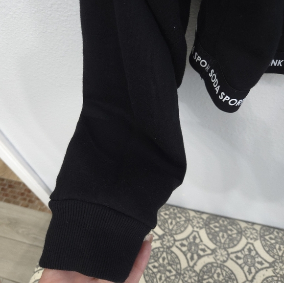 Pink Soda Sport Black Cropped Hoodie - Picture 5 of 8